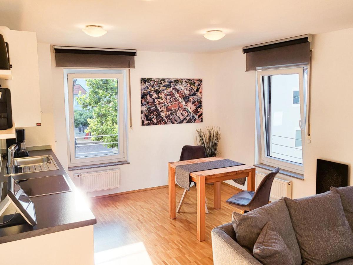 Zentrale Ferienwohnung In Aalen City Mit 4-Sternen Exterior photo