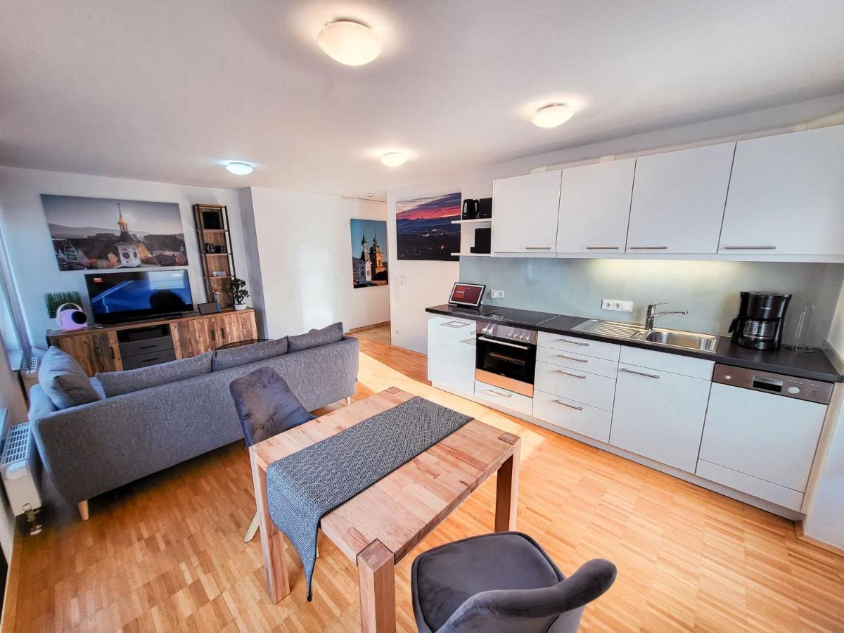Zentrale Ferienwohnung In Aalen City Mit 4-Sternen Exterior photo